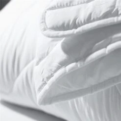 Byrklund - Dekbed All Season Madrid - 200x200 Cm - Anti Allergisch -Knusse Nacht 1000018457 0103