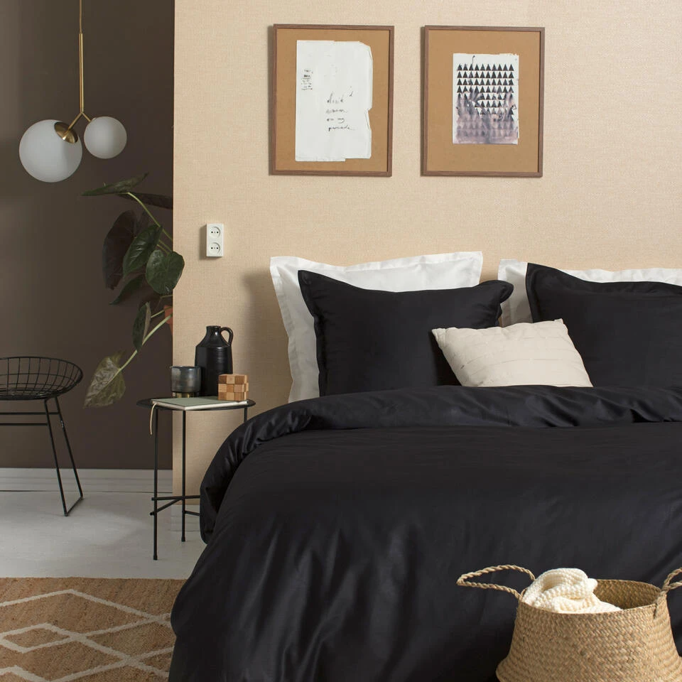 Cinderella Dekbedovertrek Satijn - 260x200/220 Cm - Zwart 4 Cinderella Dekbedovertrek Satijn - 260x200/220 Cm - Zwart - Afbeelding 2