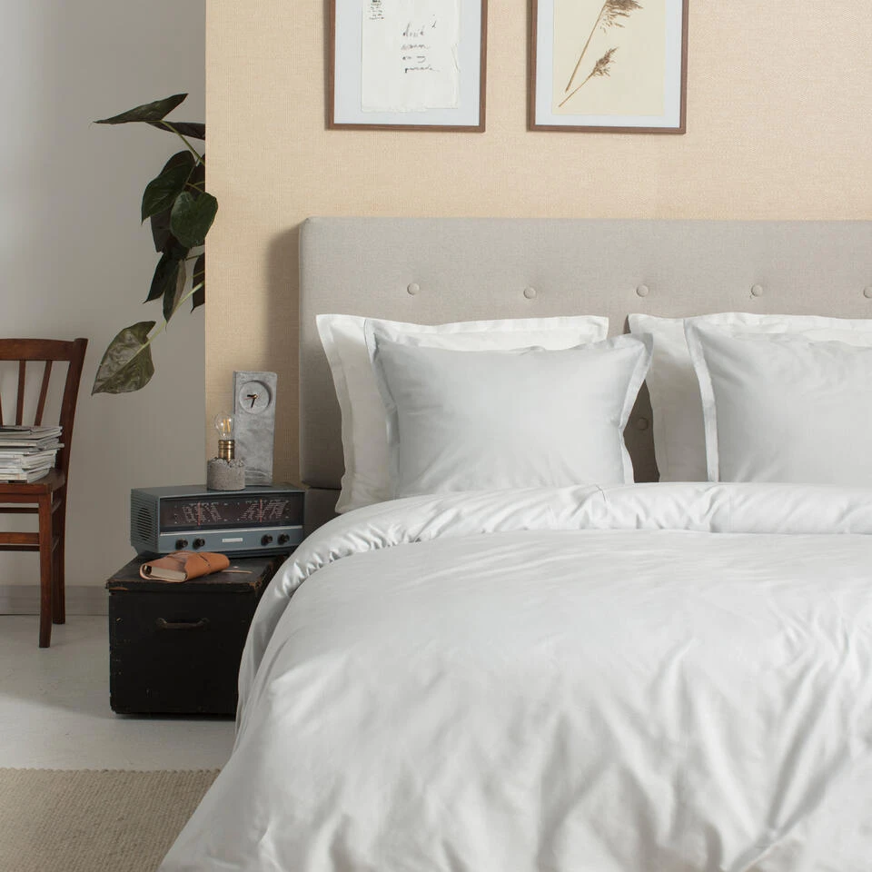 Cinderella Dekbedovertrek Satijn - 260x200/220 Cm - Lichtgrijs 4 Cinderella Dekbedovertrek Satijn - 260x200/220 Cm - Lichtgrijs - Afbeelding 2