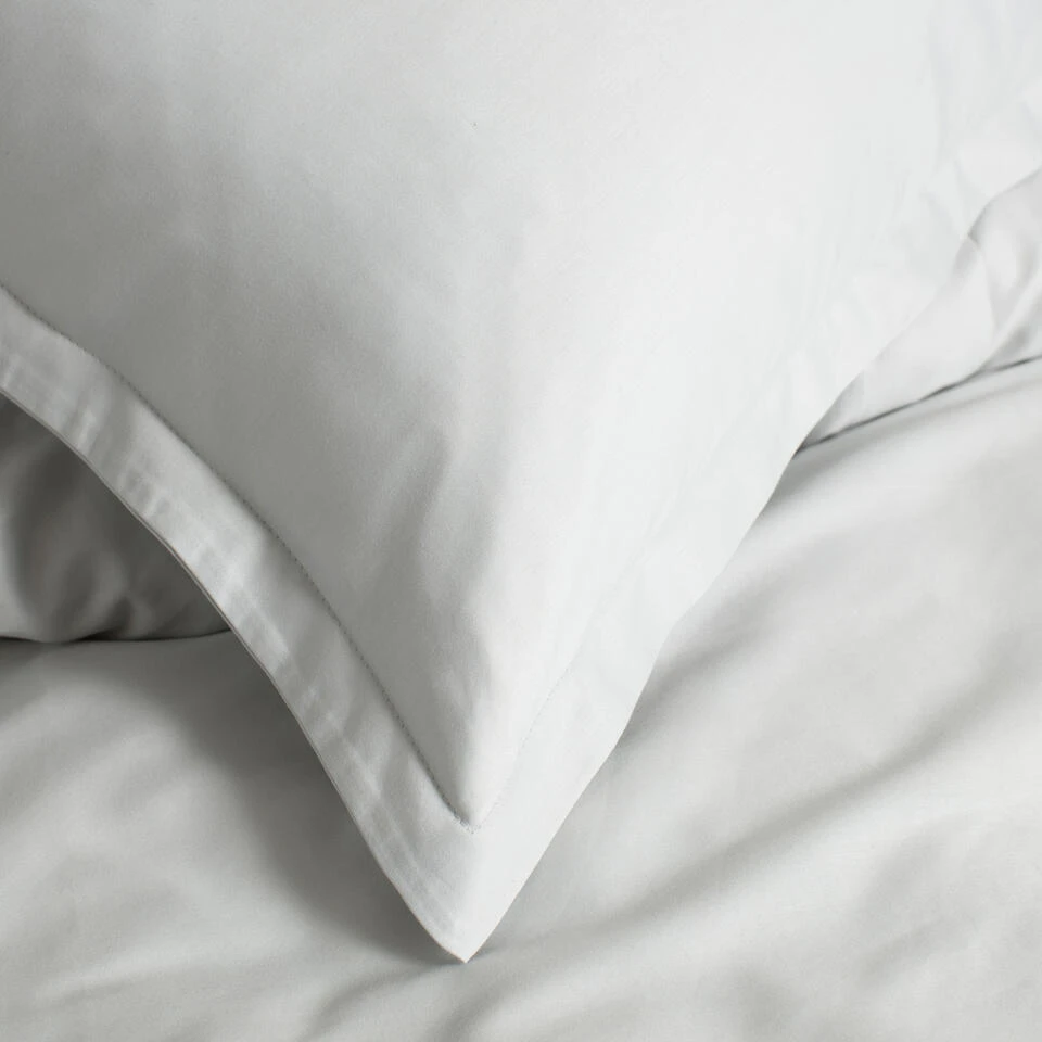 Cinderella Dekbedovertrek Satijn - 260x200/220 Cm - Lichtgrijs 5 Cinderella Dekbedovertrek Satijn - 260x200/220 Cm - Lichtgrijs - Afbeelding 3