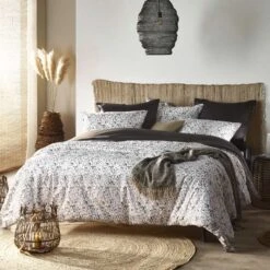 De Witte Lietaer Dekbedovertrek Waddle - 260 X 240 Cm - Katoen Satijn -Knusse Nacht 1000031332 0101