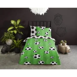 Good Morning Dekbedovertrek "Soccer" - Groen - (120x150 Cm) -Knusse Nacht 1000036000 0101