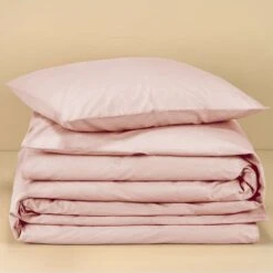 Moodit Dekbedovertrek Basil Pearl Pink - Eenpersoons - 140 X 220 Cm - Katoen 9 Moodit Dekbedovertrek Basil Pearl Pink - Eenpersoons - 140 X 220 Cm - Katoen -Knusse Nacht 1000043549 0103