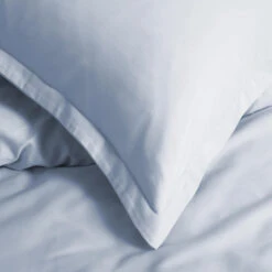 Cinderella Sundays - Dekbedovertrek - Satijn - 140x200/220 Cm - Soft Blue -Knusse Nacht 1000063535 0102