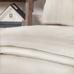 Town & Country Dekbedovertrek Camilla Offwhite-200 X 220 Cm -Knusse Nacht 1000065820 0101