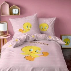 Looney Tunes Dekbedovertrek Tweety - 140 X 200 + 63 X 63 Cm - Katoen 5 Looney Tunes Dekbedovertrek Tweety - 140 X 200 + 63 X 63 Cm - Katoen -Knusse Nacht 1000066812 0101